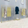 침실 및 의류 상점 용 현대식 철 아트 천 랙 - 북유럽 라이트 럭셔리 플로어 디스플레이는 옷을 조직하고 전시하는 옷을위한 스탠드