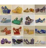 Chaussures en cristal colorées de qualité supérieure Righestone mélange couleurs de mariée chaussures de robe de mariée talon grande taille 33 34 à 45 Custo