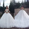 2022 Luxuriöse Kristall Brautkleider mit Perlen Ballkleid Sheer Illusion Spaghetti Neck Sleeveless Lange arabische Brautkleider BC2774