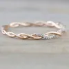 Moda das mulheres Gemstone Rose Ouro Anel de Noivado Jóias Redondo Simulado Diamante Twist Ring para Casamento