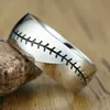 8mm Män Punk Rostfritt Stål Baseball Stitch Domed Silver Engagement Bröllop Bands Male Sport Ring Smycken Gåvor