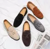 Designer luxe mannen Loafers Flats Suede Tassel Dress Shoes Oxfords Slip-on ademende Homecoming Party Kerstschoenen plus maat 38-45