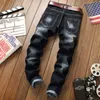 Męskie dżinsy męskie proste bawełniane zgrywanie w trudnej sytuacji 3d haft ze smokiem czarne spodnie jeansowe Plus rozmiar 29-38 Homme Jeans