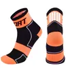 Mens Professional Night Riding Stilling Reflective Cycling Socks Outdoor Racing Running Fitness Compression Calzio traspirante3622954