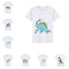 Kids Shirts Cartoon Dinosaur Printed Boy T Shirts Kortärmad Tjej Tees Boat Neck Barn Toppar Sommar Barnkläder 8 Designs DHW3586