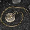 Vintage Bronze Steampunk Quartz Pocket Watch Halloween Karribean Piratskull Head Horror med kedja för män Hängsmycke Halsband