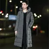 Kvinnors Down Parkas Long Hooded Tjockare Coat Kvinnor Vinter Casual Zipper Jackor Kvinnlig Elegant Outwears M-6XL Plus Storlek Syntetisk Fjäder