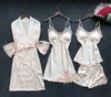 4 stks / partij Sexy Dames Robe Jurk Sets Kant Badjas + Nachtjurk Nachtkleding Womens Slaap Set Faux Silk Robe Femme Lingerie Set CX200606