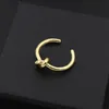 Modemodeller Enkel personlighet Street Single Kink Ring Copper Rose Gold Silver Color in Open Ring för Woman4293171