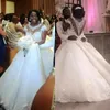 2020 Plus Storlek Bollkakor Bröllopsklänningar Kortärmad Lace Appliqued Vestidos Bridal Gowns Arabisk Dubai Gypsy Bröllopsklänning