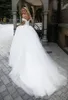 New Ball Gown Wedding Dresses Sweetheart Off Shoulder Princess Bridal Gowns Beaded Lace with Pearls Lace-up Wedding Dress