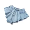 Twotwinstyle Casual Denim Shorts Saias Alto Cintura Ruffle Hem Solta Ruched Calças Curtas Femininas Moda Roupas 2020 Primavera Tide CX200605