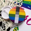 LGBT Design Rainbow Pins Biseksualna Broszka Kreatywny Serce Flaga Flaga Rainbow Metal Pin Gay Lesbian Pride Backge Biżuteria Prezent