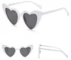 Fashion Love Heart Occhiali da sole da donna Designer Gradient Eyewear Outdoor UV400 Occhiali da sole per donna