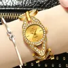 Kobiety Złote Luksusowe Asymetryczne Bransoletki Świąteczne Zegarki Z Okrągłym Dial Crju Diamond Diamond Band Zegar Sport Prezent Wristwatch