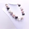 Date Café Couleur Kid Chunky Collier Cadeau De Fête D'anniversaire Pour Les Tout-petits Filles Perlé Bubblegum Bébé Enfants Chunky Collier Bijoux