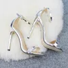 Stor Storlek Kvinnor Designer Sandaler Silver Gold High Heel Ankel Strap Summer Shoes Super Thin Heel Leather Shoes