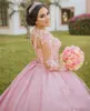 2020 New Hot Pink robe de bal robe de Quinceanera manches longues en dentelle appliques perles Sweet 16 Puffy Overskirts Party Pageant robes de soirée de bal