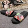 Sıcak Satış-Slayt Sandalet Tasarımcı Moda Geniş Düz Sliply Kalın Sandalet ile Terlik Flip Flop Boyutu 36-45