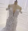 2019 Vintage 3D Spitze Blumen Meerjungfrau Brautkleider Luxus Off Shoulder Pailletten Perlen Plus Size Brautkleid Echte Bilder236S