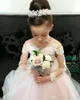 Allık Pembe Balo Çiçek Kız Elbise Düğün Şeffaf Boyun Uzun Kollu Nakış Tül Kat Uzunluk Çocuk Gelinlik için