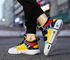 2019 Vente en gros de chaussures de créateurs de mode Triple S Sneakers Cool Sole Stitching Wild Sneakers Three Color Men Running Chaussures de plein air