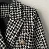 Blazer doppiopetto classico pied de poule da donna di design originale di alta qualità Giacca slim con fibbie in metallo Blazer con colletto