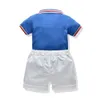 2019 Bebés Meninos Esportes roupas de verão crianças Sets Vestuário Casual Criança de futebol T-shirt Stripe Tops + shorts brancos 2pcs Suits Y1702