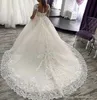 Dubai Arabiska Sheer Neck Långärmad En Linje Bröllopsklänningar Lace Appliqued Court Tåg Bröllopsklänning Bröllopklänningar Vestido de Novia