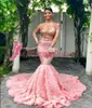 Charming Long Sleeves Prom Dresses Formal Evening Gowns Arabic Special Occasion Dress Mermaid Scoop Neck Pink Appliques Party Celebrity