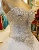 2020 Luxus-Hochzeitskleid mit Kristallen mit Kristallen, die Regensteine ​​schnüren, schnüren Sie sich nach Maß Vestidos de Novia Neueste Design Brautkleider lang
