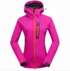 Yüksek kaliteli kadın polar apeks biyonik softshell ceketleri açık rüzgar geçirmez ve su geçirmez nefes alabilen hoodies ceket