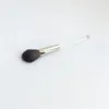 Trishmcevoy Brush 48 Sculpt Blend Blend Brush Miękkie kozie włosy zwężające się rozświetlacz mieszanie pędzla do makijażu makijażu Applicato8597811