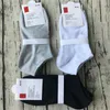 Unisex Kostki Skarpetki Kobiety Mężczyźni Skarpety Kapcie Sporty Bawełna Anklet Girls Hosiery Trendy Statek Skarpety Lato Krótki Sneaker Pończochy Z Tagami