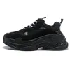 balenciaga triple s scarpe firmate per gli uomini donne scarpe da ginnastica piattaforma nero bianco scarpe da ginnastica di sport mens Bred formatori scarpe casual outdoor