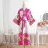Kvinnors sömnkläder Kvinnor Silk Satin Wedding Robes Mother of the Bride Robe Maid Honor Bridesmaid Floral Bathrobe Kimono Robe1
