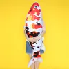 Dorimytrader Creative Simulation Koi Fisk Stor Plysch Toy Long Strip Pillow Mascot Gifts 6 Modeller 55INCH 140CM DY50549