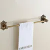 Juego de accesorios de baño Accesorios de baño de latón macizo Montaje en pared de bronce antiguo Toallero tallado Portaescobillas Hardware Europ2917864