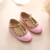 2020 Frühling Sommer Prinzessin Schuhe Flache Sandalen Kinder Leder Schuhe Kinder Nieten Freizeit Turnschuhe Heiße Mädchen Mode Mädchen Tanz Schuhe