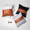 Mode Stripe PU PU Kuddehölje 18x18INCH Mjukt läderduk Patchwork Pillowcase Soffa Kuddehölje Hem Dekorativ kuddehölje dbc vt0890