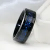 Paar ringen - Heren 316L roestvrij stalen draak patroon ring en dames zwart goud gevuld 6mm blauwe saffier trouwring