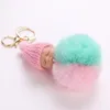 Söt fluffig pompom sovande baby nyckel kedja faux kanin päls pom pon stickad hatt baby docka nyckelring bil nyckelring leksak trendiga gåvor sz619