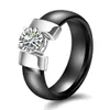 Nova moda cerâmica princesa diamante anel de casamento personalizado Preto e branco cerâmico alergia à prova de presentes de amantes para casal atacado