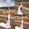 2019 Ny ankomst Mermaid Sweep Train Bröllopsklänningar Jewel Lace Appliqued V Neck Backless Bridal Gowns Ärmlös Bröllopsklänning