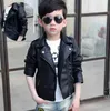 Fashion Boy Causal Black Veste Coat Novelty Leather Pu Jacket Mabe pour 112T Étudiants pour garçons Enfants Enfants Outwear Cuir Clothi2766327