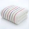Fabrikanten groothandel katoenen gestreepte badhanddoek 70140 cm dik 300 gram zachte absorberende volwassen strandhanddoek
