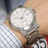 Fashion Men Wristwatch 42mm British Style Quartz Chronograph Date Mens Watchs Watchs Silver Inoxydd Steel Bracelet White Di2591745