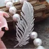 Ręcznie wiązany 61 cm 9-10 mm naturalny biały słodkowodna perłowa pióra kształt łańcuch SWEAT LEAF ZAPROKUSZENIE Naszyjka Modna biżuteria