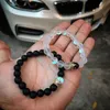 Pedra Natural Pedra Fosco Preto Branco Cristal Par Beads Pulseiras Imperial Crown Charm Bracelet para Mulheres Dos Homens