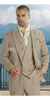 Bonito One Button Groomsmen pico lapela do noivo smoking Homens ternos de casamento / Prom / Jantar melhor homem Blazer (jaqueta + calça + gravata + Vest) A280
